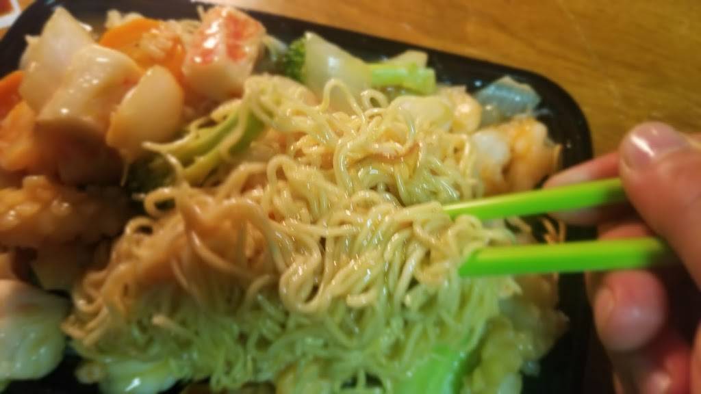 China Court Express | restaurant | 554 Sheppard Ave W, North York, ON M3H 2R9, Canada | 4166361632 OR +1 416-636-1632