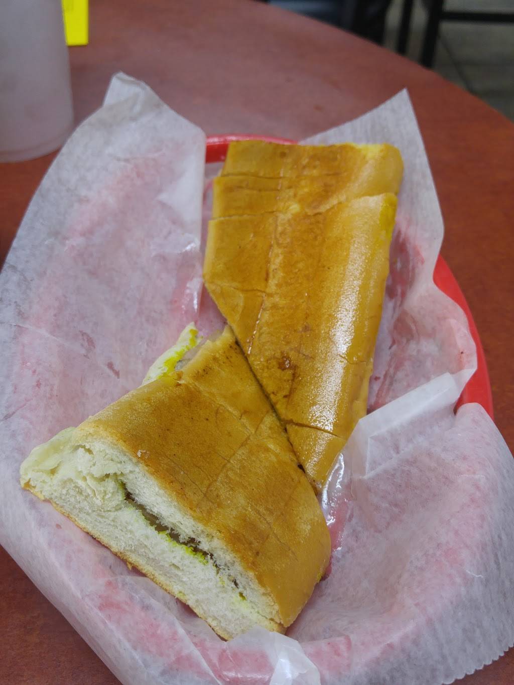 Cubans on the Run | meal takeaway | 2956 US-17, Casselberry, FL 32707, USA | 4073392272 OR +1 407-339-2272