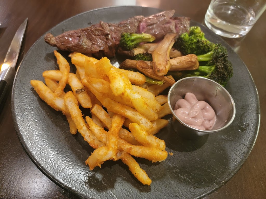 Super Franc | restaurant | inside the Canopy by Hilton, 1600 Rhode Island Ave NW, Washington, DC 20036, USA | 2022938000 OR +1 202-293-8000