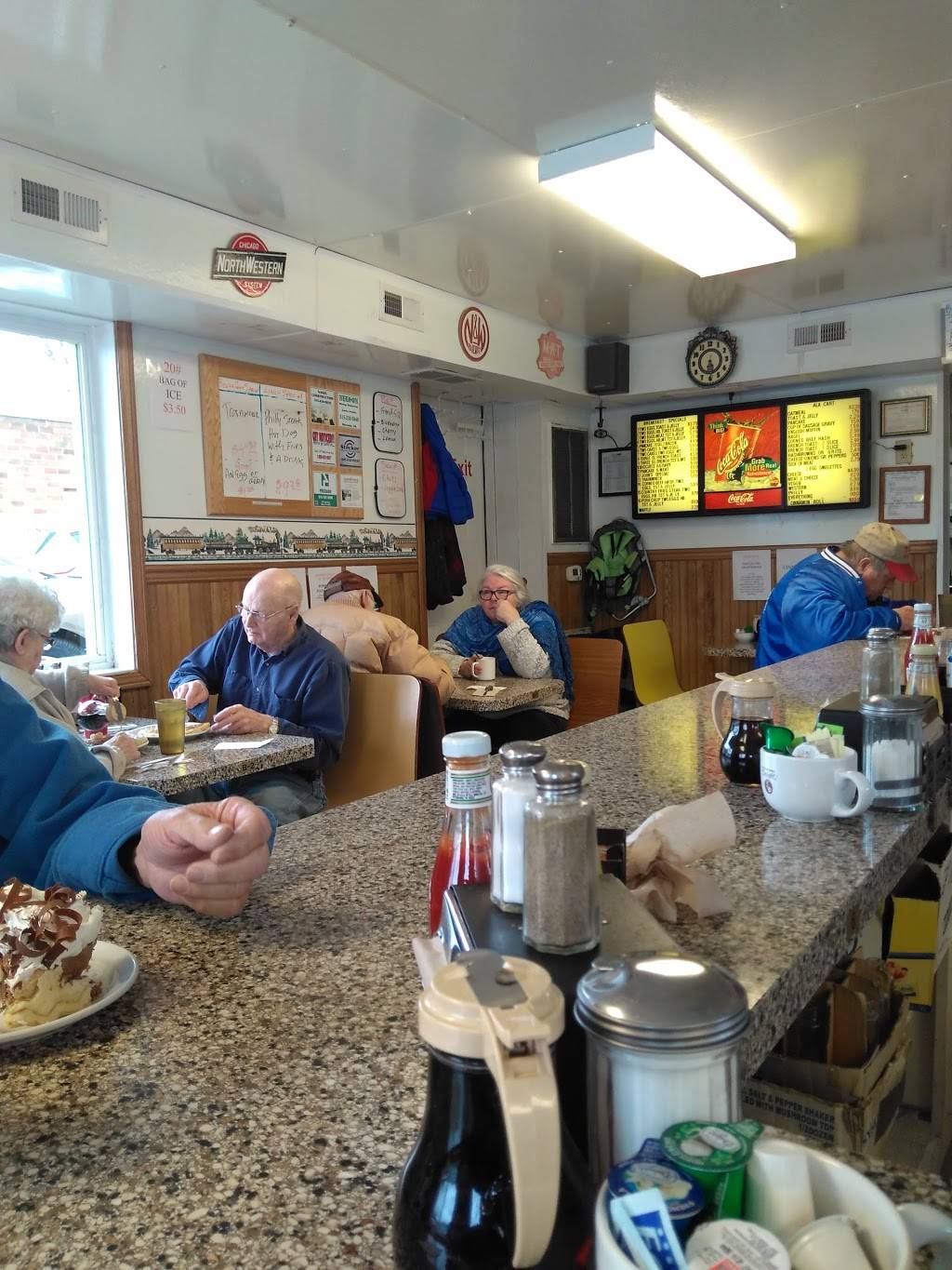 Whistle-Stop Cafe | restaurant | 1102 Story St, Boone, IA 50036, USA | 5154329422 OR +1 515-432-9422