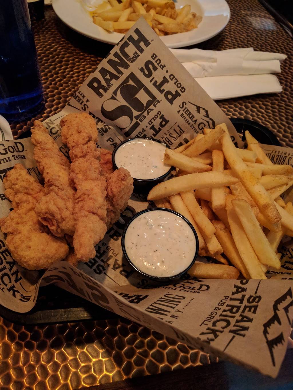 Pts Gold | night club | 5630 S Hualapai Way, Las Vegas, NV 89148, USA | 7022430237 OR +1 702-243-0237