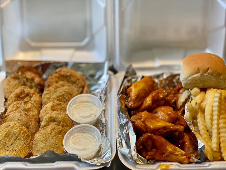 Dream Wingz | restaurant | 2400 Madison St Ste 11, Clarksville, TN 37043, USA | 9312956223 OR +1 931-295-6223