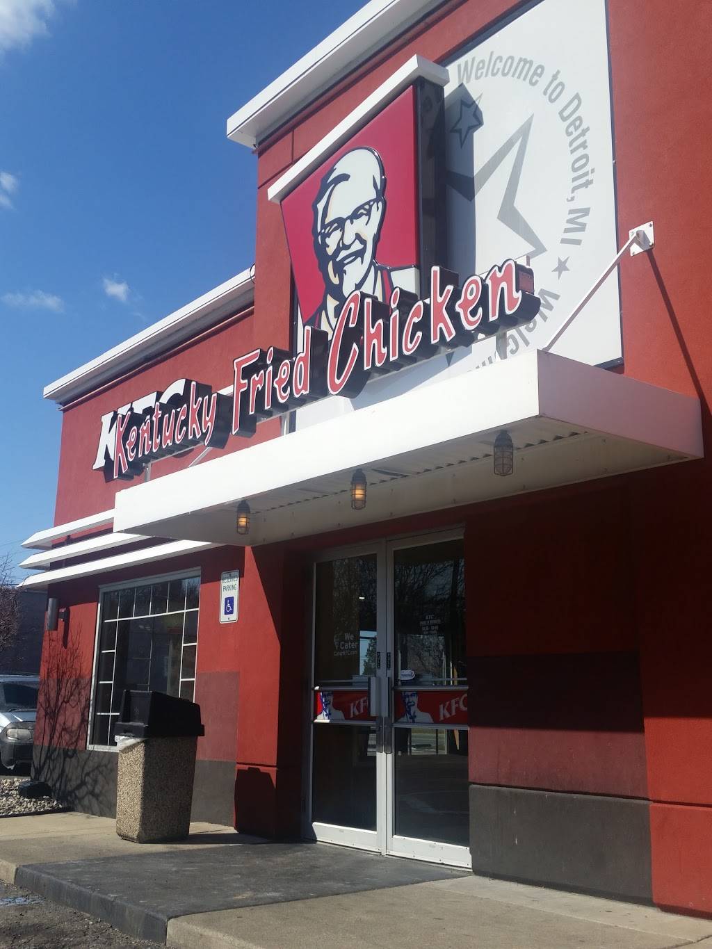 KFC | restaurant | 15700 E East 8 Mile Road, Detroit, MI 48205, USA | 3135262838 OR +1 313-526-2838