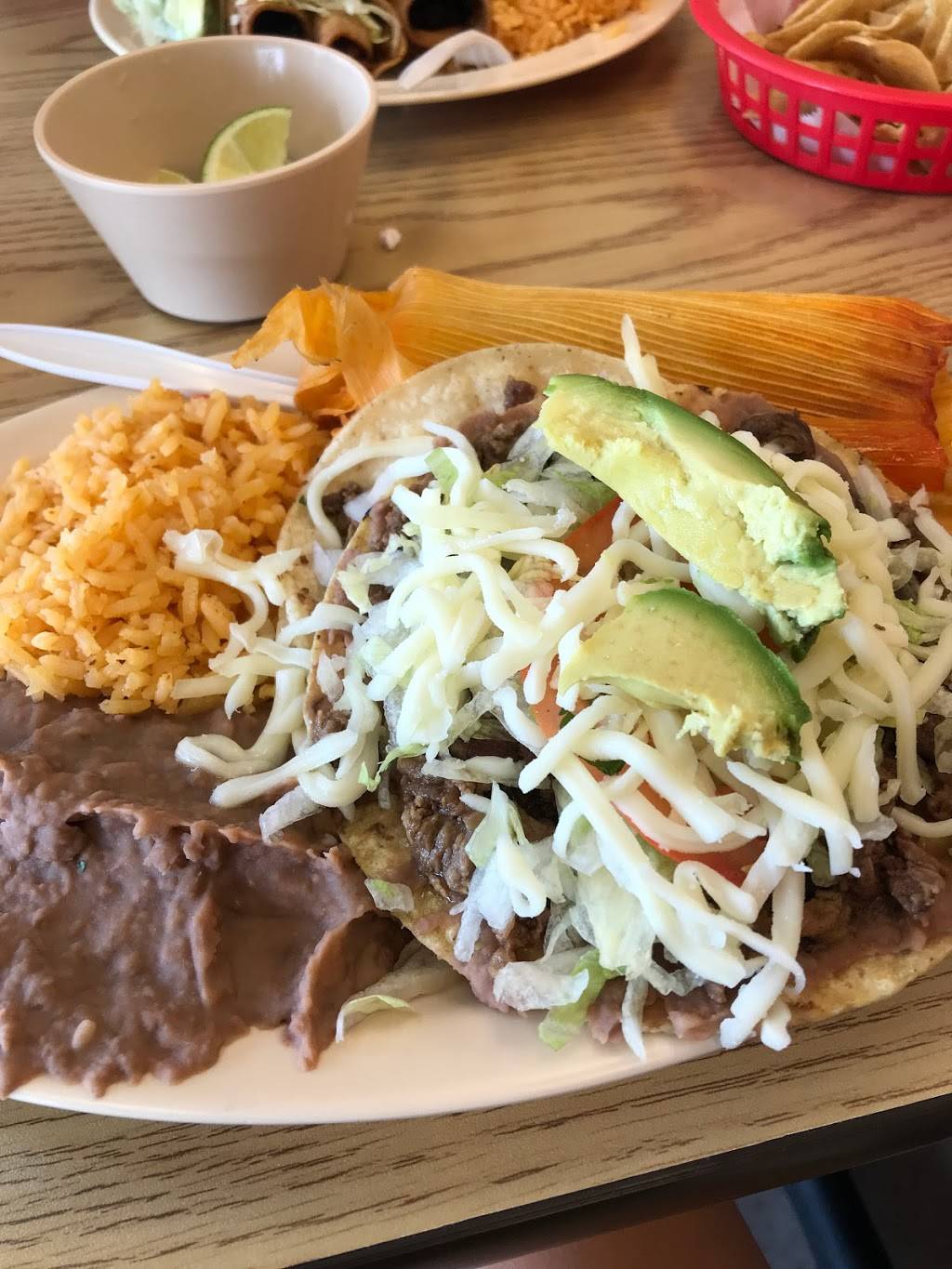 Burritos Arandas | restaurant | 1112 Douglas Rd, Oswego, IL 60543, USA | 6305540037 OR +1 630-554-0037