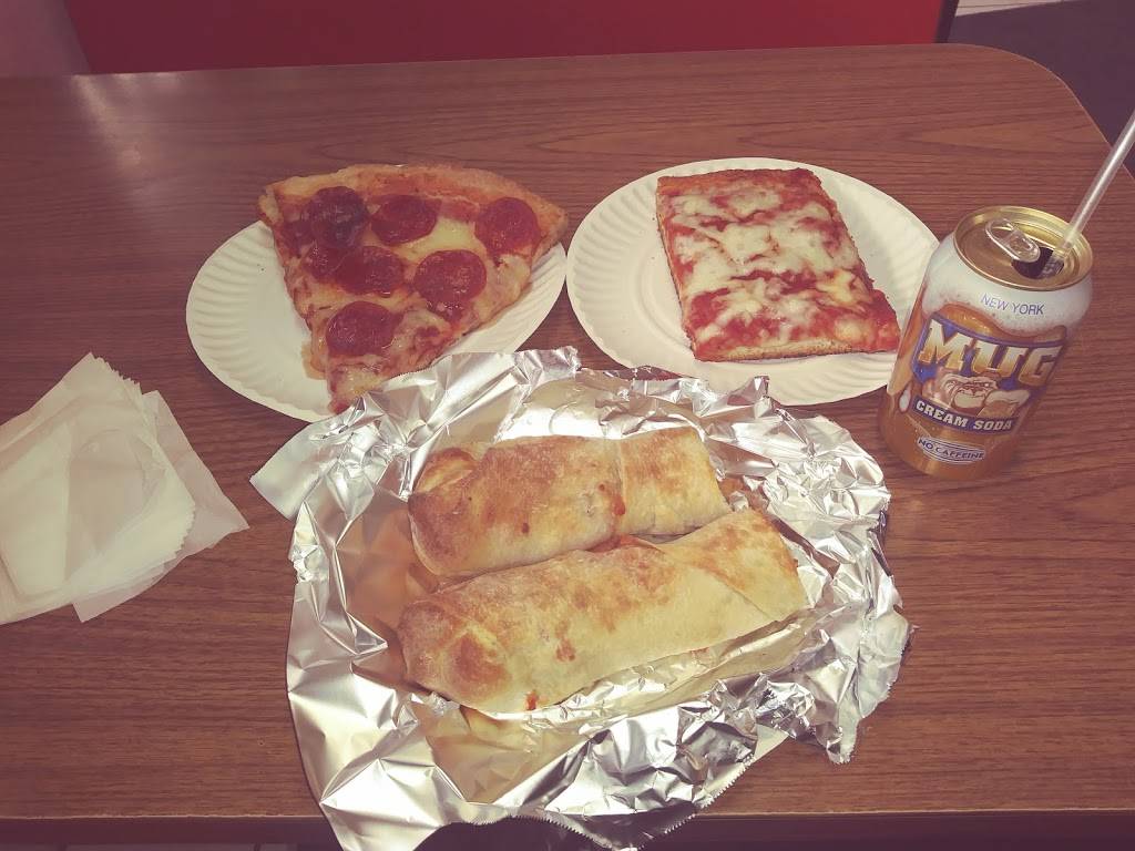 Ginos Pizza | restaurant | 81 Catherine St, New York, NY 10038, USA | 2129644533 OR +1 212-964-4533