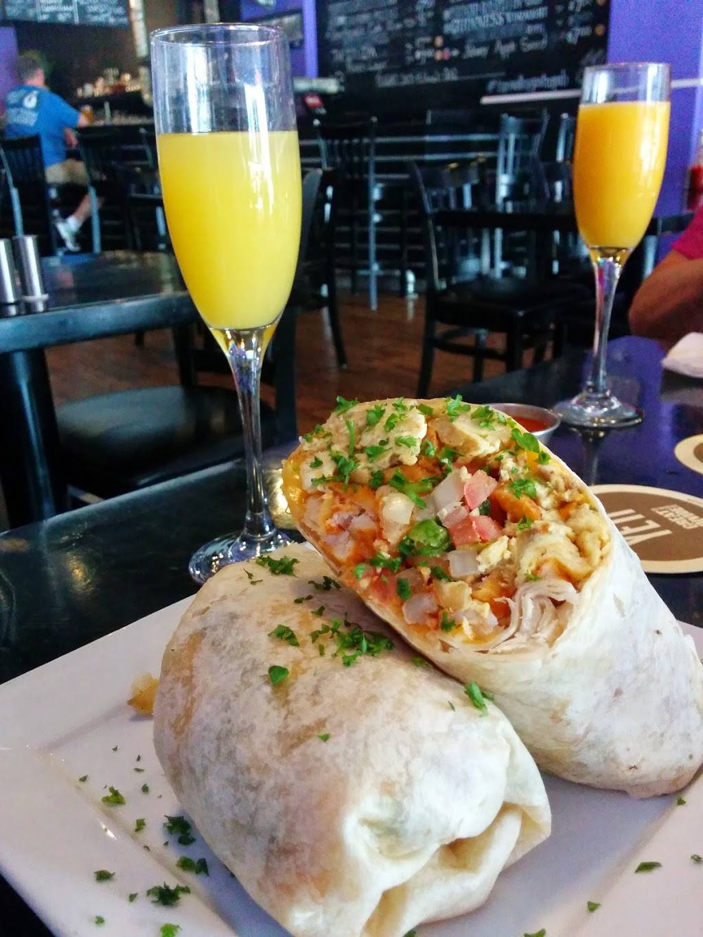 Taps Valley Gastropub | restaurant | 18673 Devonshire St, Northridge, CA 91324, USA | 8182174199 OR +1 818-217-4199