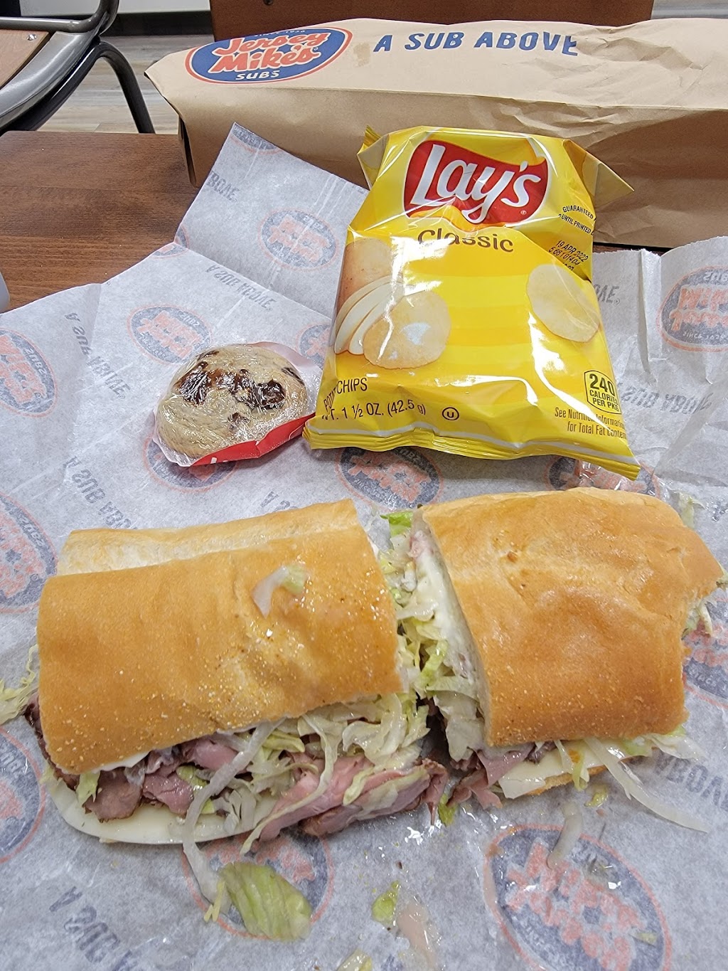 Jersey Mikes Subs | meal takeaway | 4 Orchard View Dr, Londonderry, NH 03053, USA | 6035054390 OR +1 603-505-4390