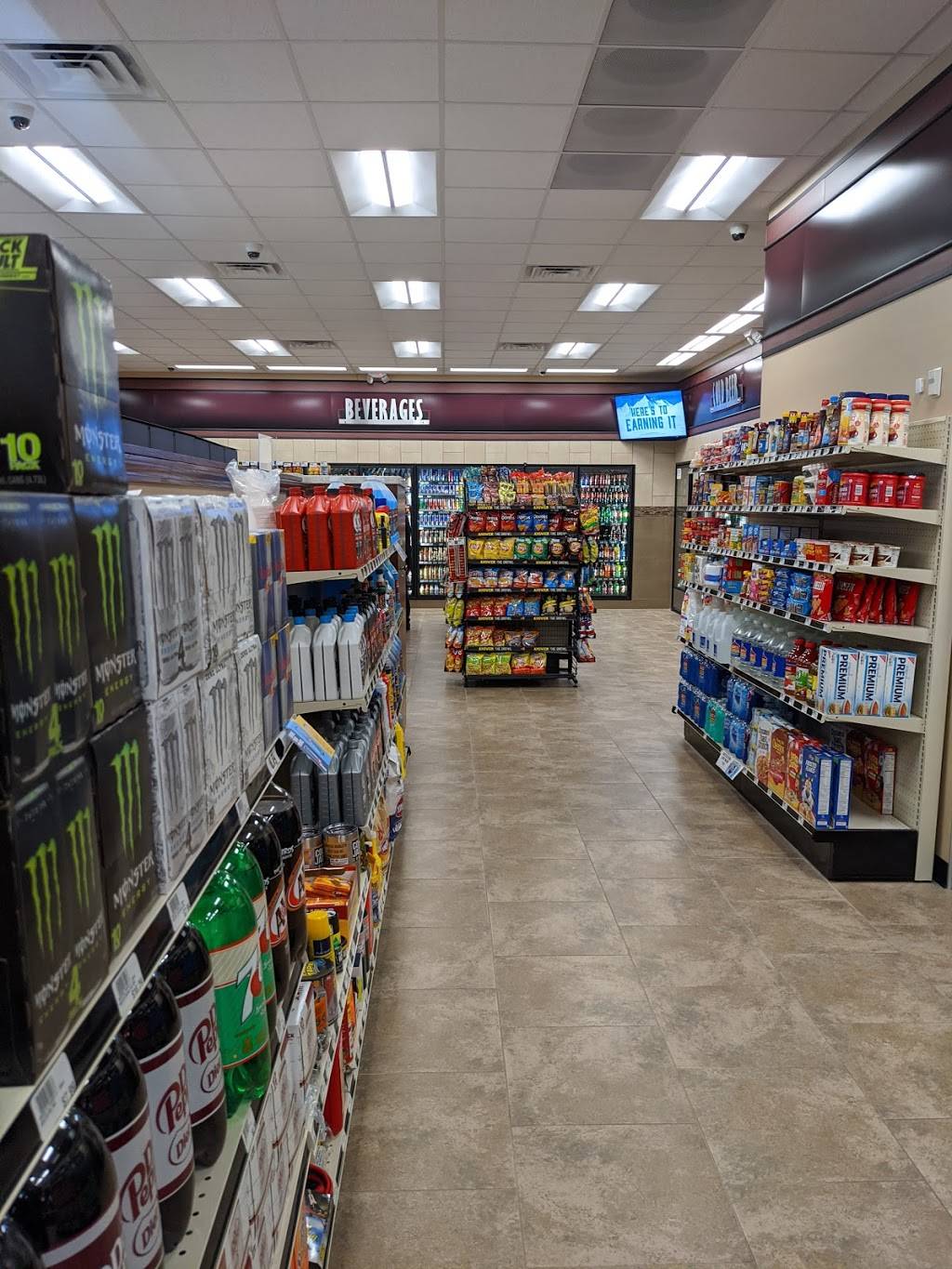 Caseys | meal takeaway | 1410 S Bell School Rd, Rockford, IL 61108, USA | 8153810868 OR +1 815-381-0868