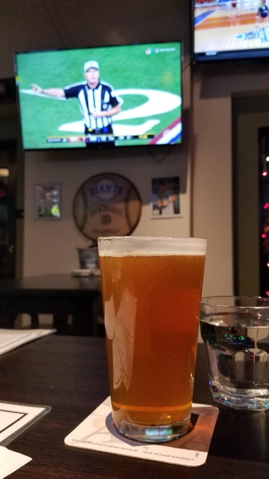 Neighborhood Sports Bar and Kitchen | restaurant | 234-B Main St, Pleasanton, CA 94566, USA | 9258462426 OR +1 925-846-2426