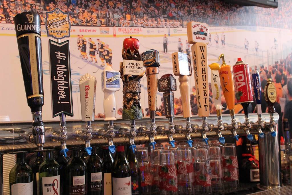 Beacon Street Bar & Grill | restaurant | 2 Beacon St, Framingham, MA 01701, USA | 5086208888 OR +1 508-620-8888