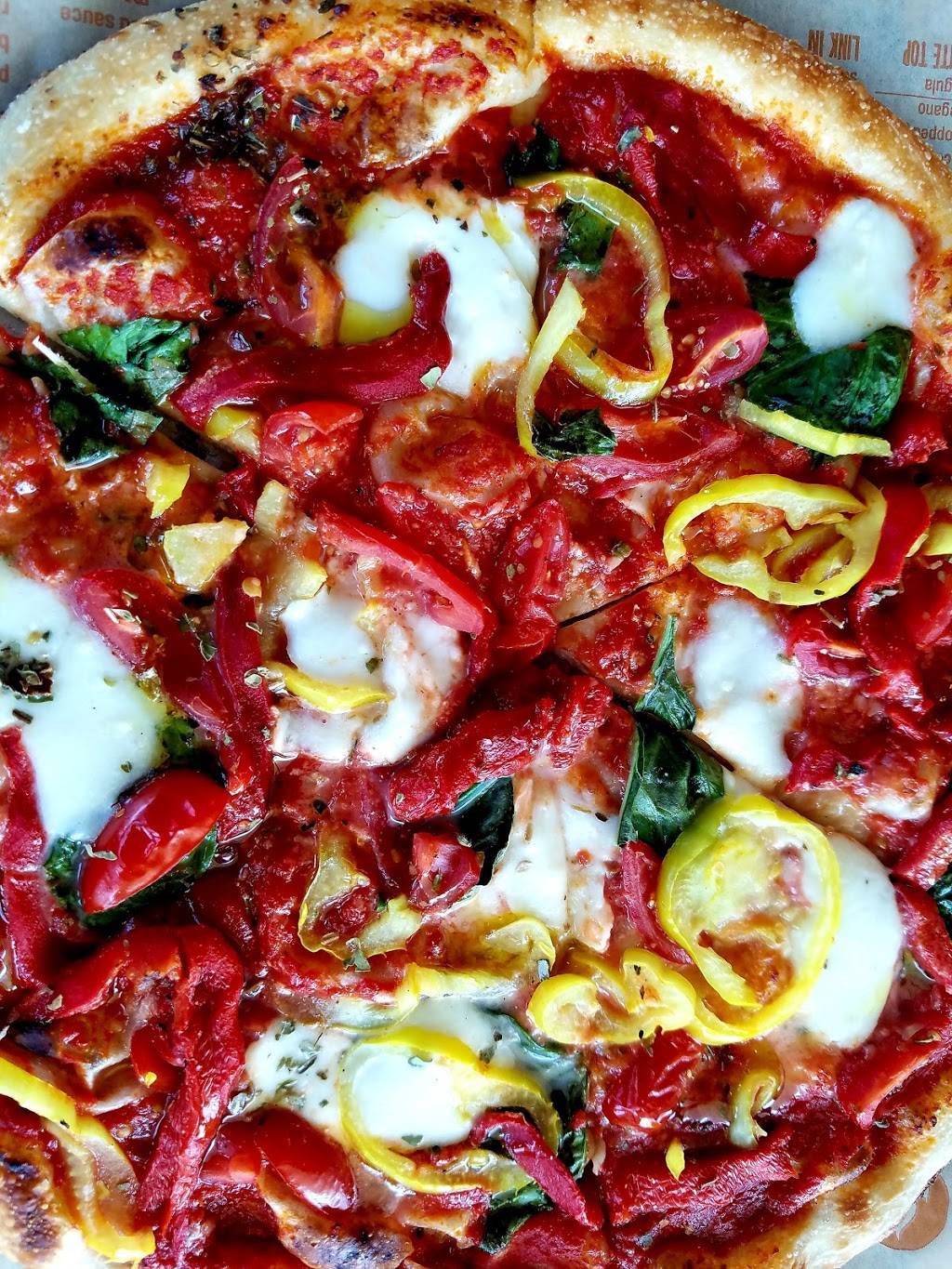 Blaze Pizza | restaurant | 1050 S Kirkwood Rd, Kirkwood, MO 63122, USA | 3146824005 OR +1 314-682-4005