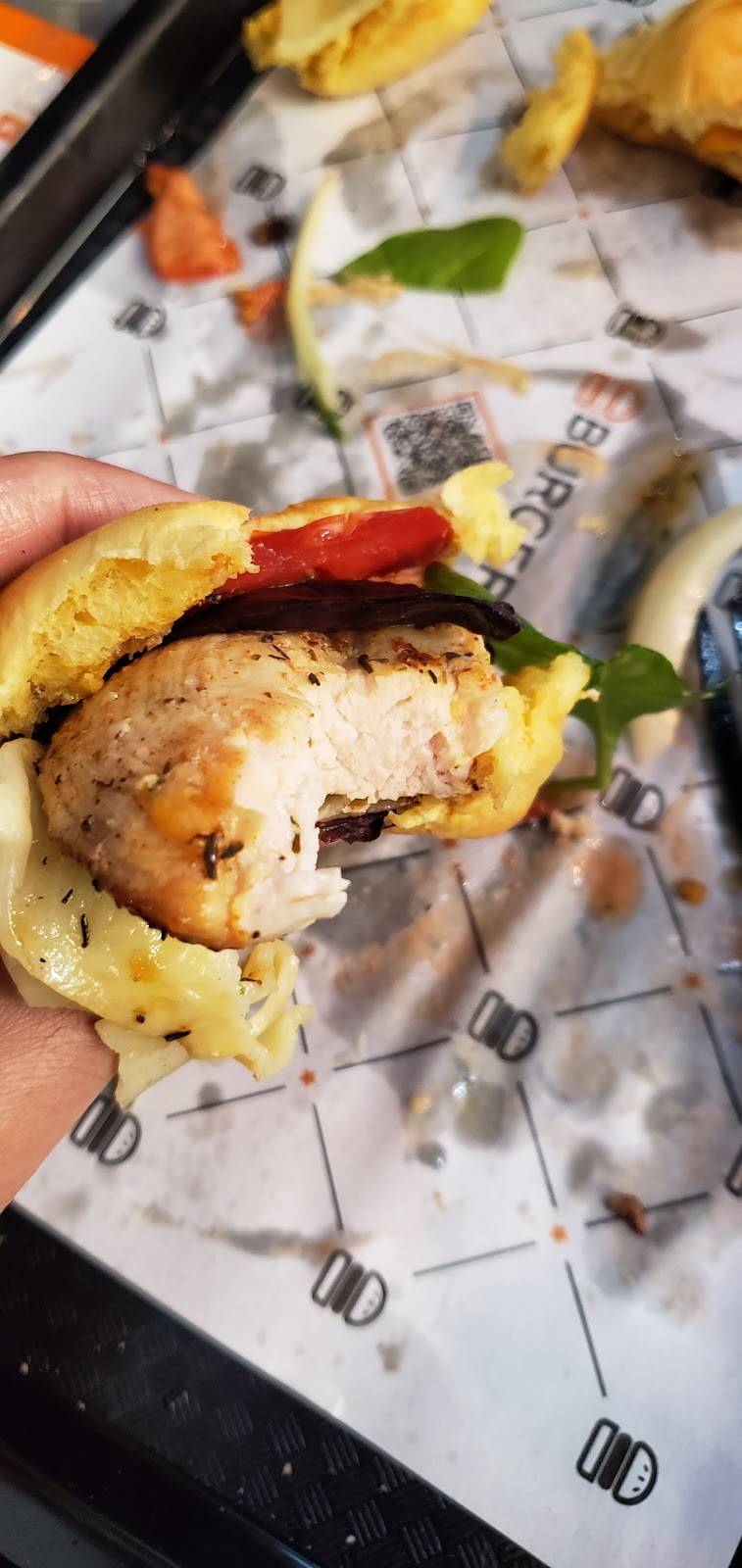 Burgerim Gourmet Burgers | restaurant | 319 E Big Beaver Rd, Troy, MI 48083, USA | 2488175404 OR +1 248-817-5404