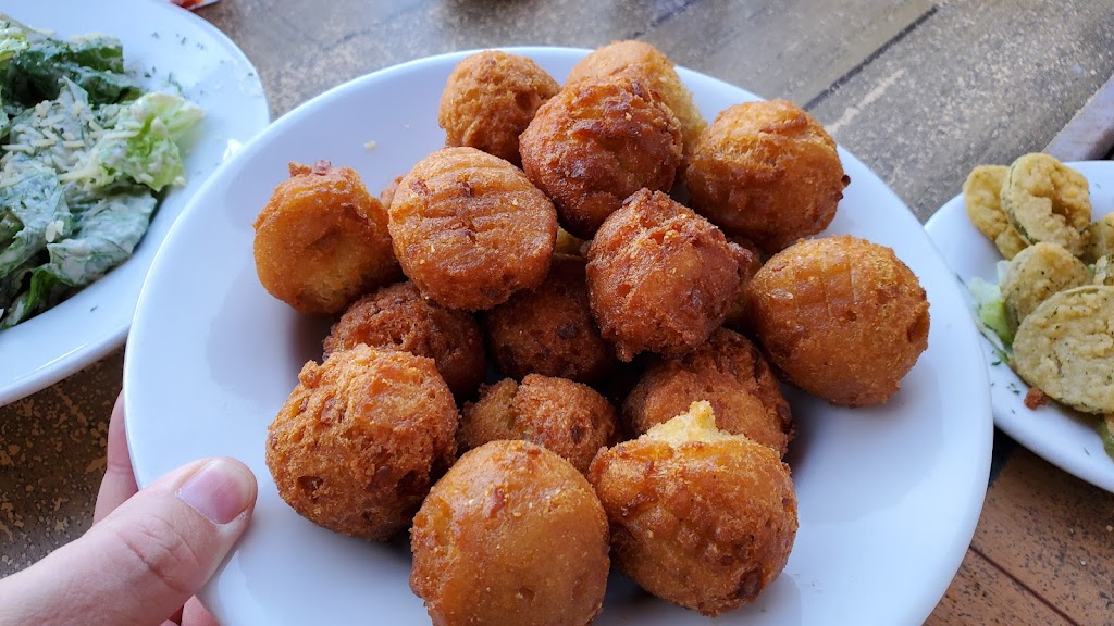 The Boathouse Landing | restaurant | 124 N John Sims Pkwy, Valparaiso, FL 32580, USA | 8506782805 OR +1 850-678-2805