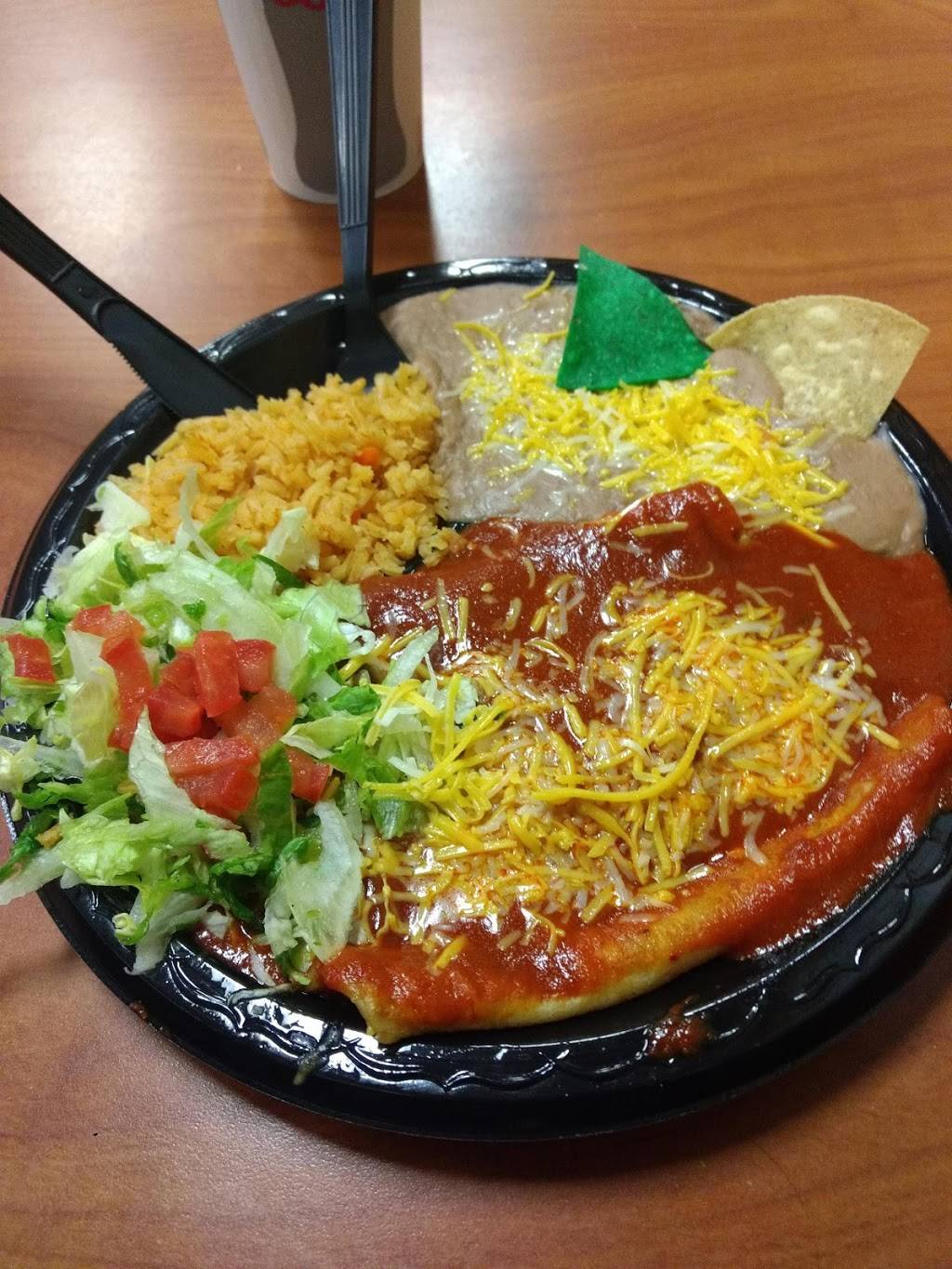 Los Portales Taco Shop | restaurant | 1191 N State St # A, San Jacinto, CA 92583, USA | 9516544383 OR +1 951-654-4383