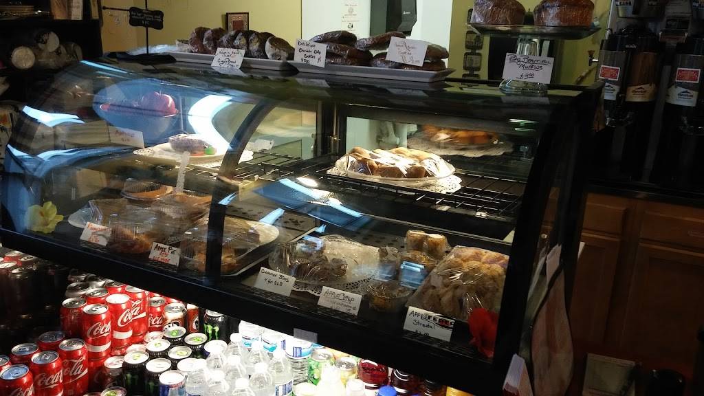 Lincoln Station Coffee/Pizza/Music | restaurant | 9360 Station St, Lone Tree, CO 80124, USA | 7204409386 OR +1 720-440-9386