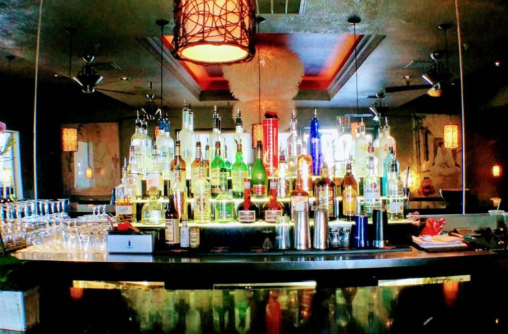 Le Basil | restaurant | 72695 CA-111 A10, Palm Desert, CA 92260, USA | 7607731112 OR +1 760-773-1112