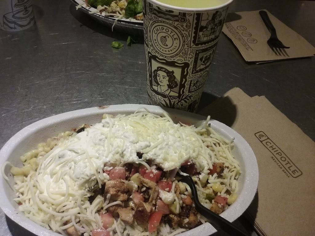 Chipotle Mexican Grill | restaurant | 3353 Corridor Marketplace Ste 200, Laurel, MD 20724, USA | 2402415017 OR +1 240-241-5017