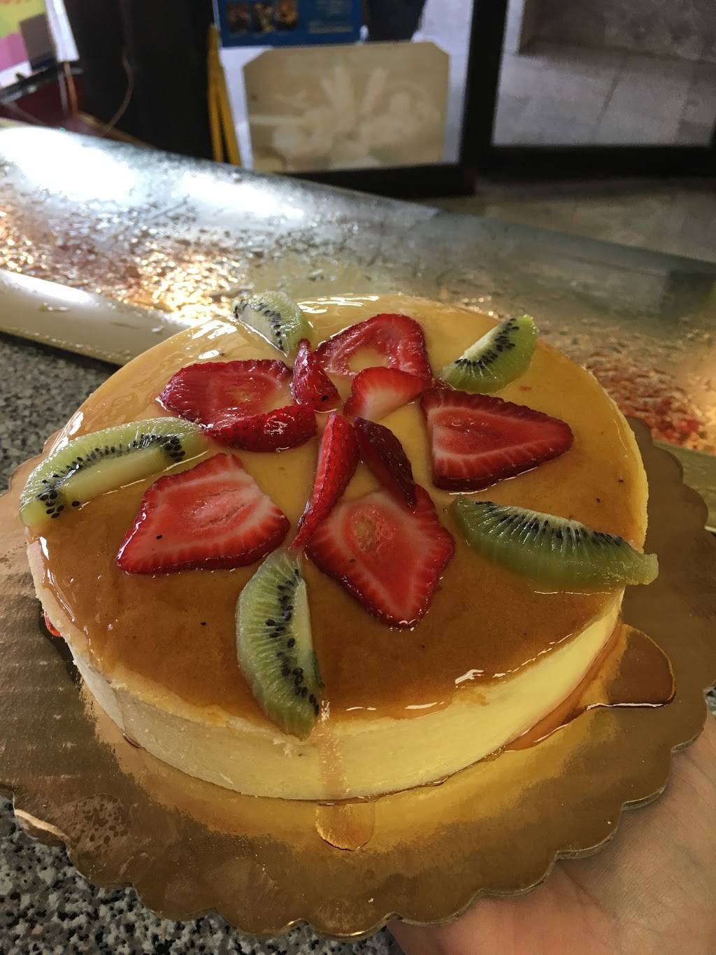 La Bonanza Bakery | bakery | 9314 Liberty Ave, Jamaica, NY 11417, USA | 7188486438 OR +1 718-848-6438