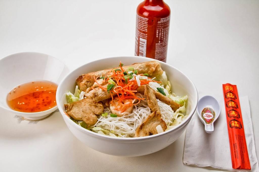 3 Chefs At Brickell | meal delivery | 48 SW 12th St, Miami, FL 33130, USA | 3053778338 OR +1 305-377-8338