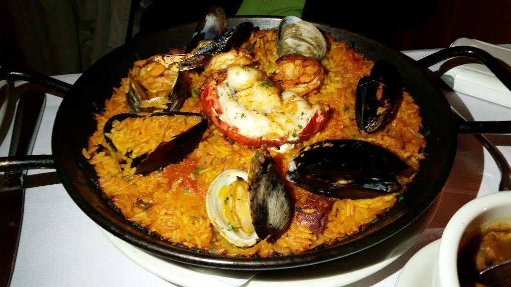 El Parador Cafe | restaurant | 325 E 34th St, New York, NY 10016, USA | 2126796812 OR +1 212-679-6812