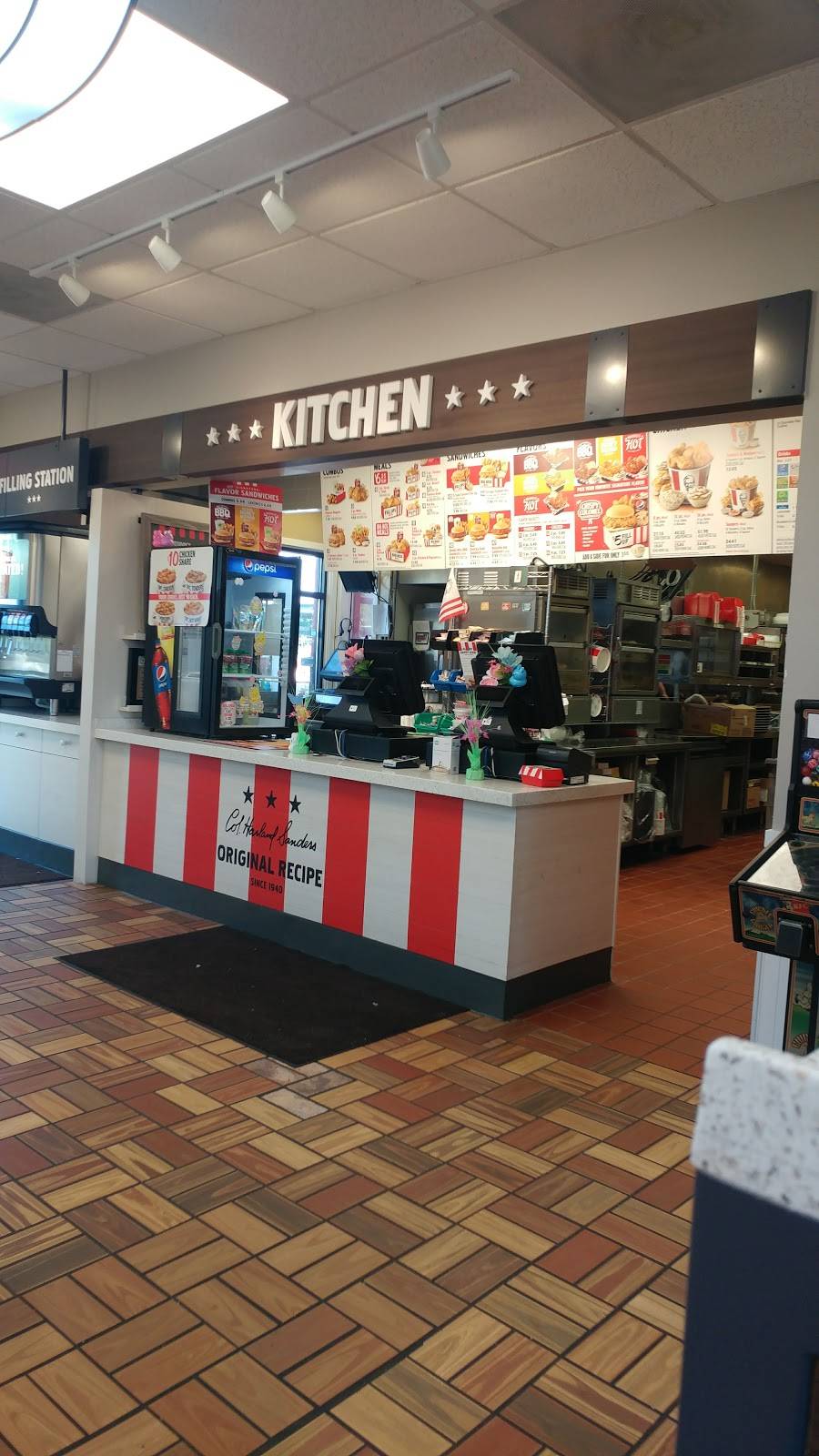 KFC | restaurant | 3133 Broadway St NE, Salem, OR 97303, USA | 5033901251 OR +1 503-390-1251