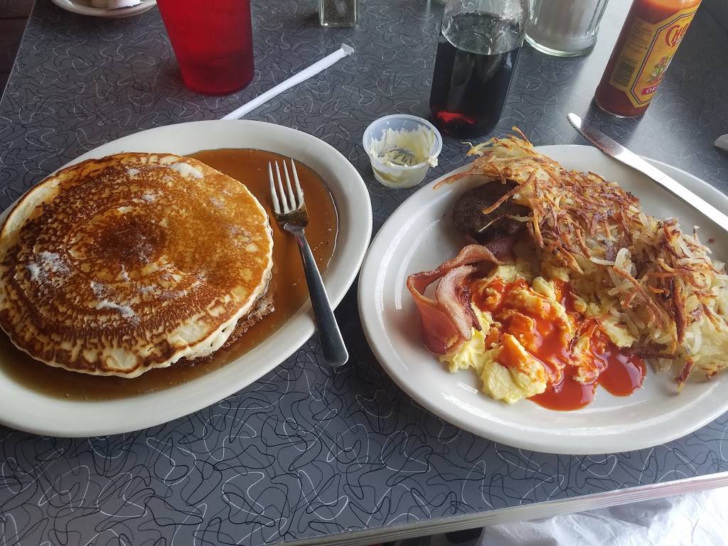 Avalon Diner | restaurant | South Kirkwood Road, 11611 Katy Fwy, Houston, TX 77079, USA | 2819774554 OR +1 281-977-4554