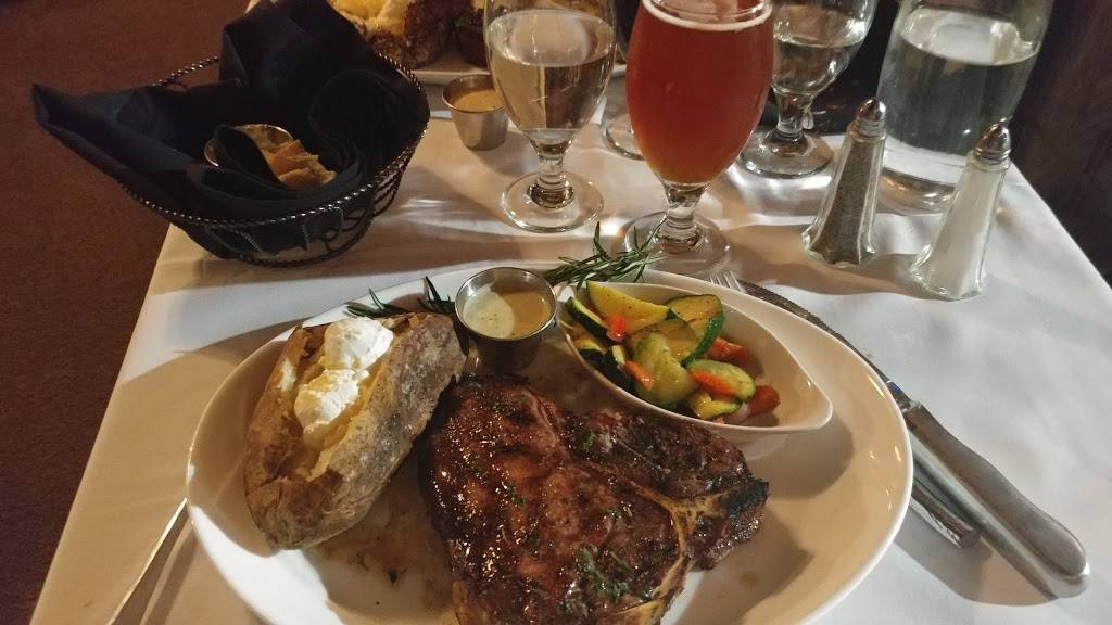 Morris Chop Shop | restaurant | 701 Liberty St, Morris, IL 60450, USA | 8157105006 OR +1 815-710-5006