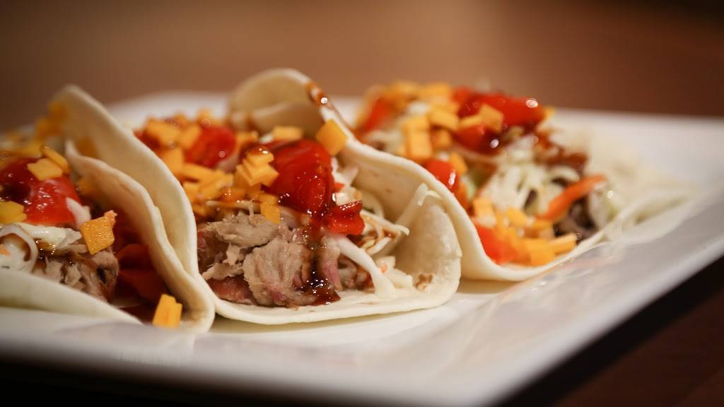 Ole Piper Family Restaurant & Sports Bar | night club | 16604 Cedar Ave, Rosemount, MN 55068, USA | 9524327111 OR +1 952-432-7111