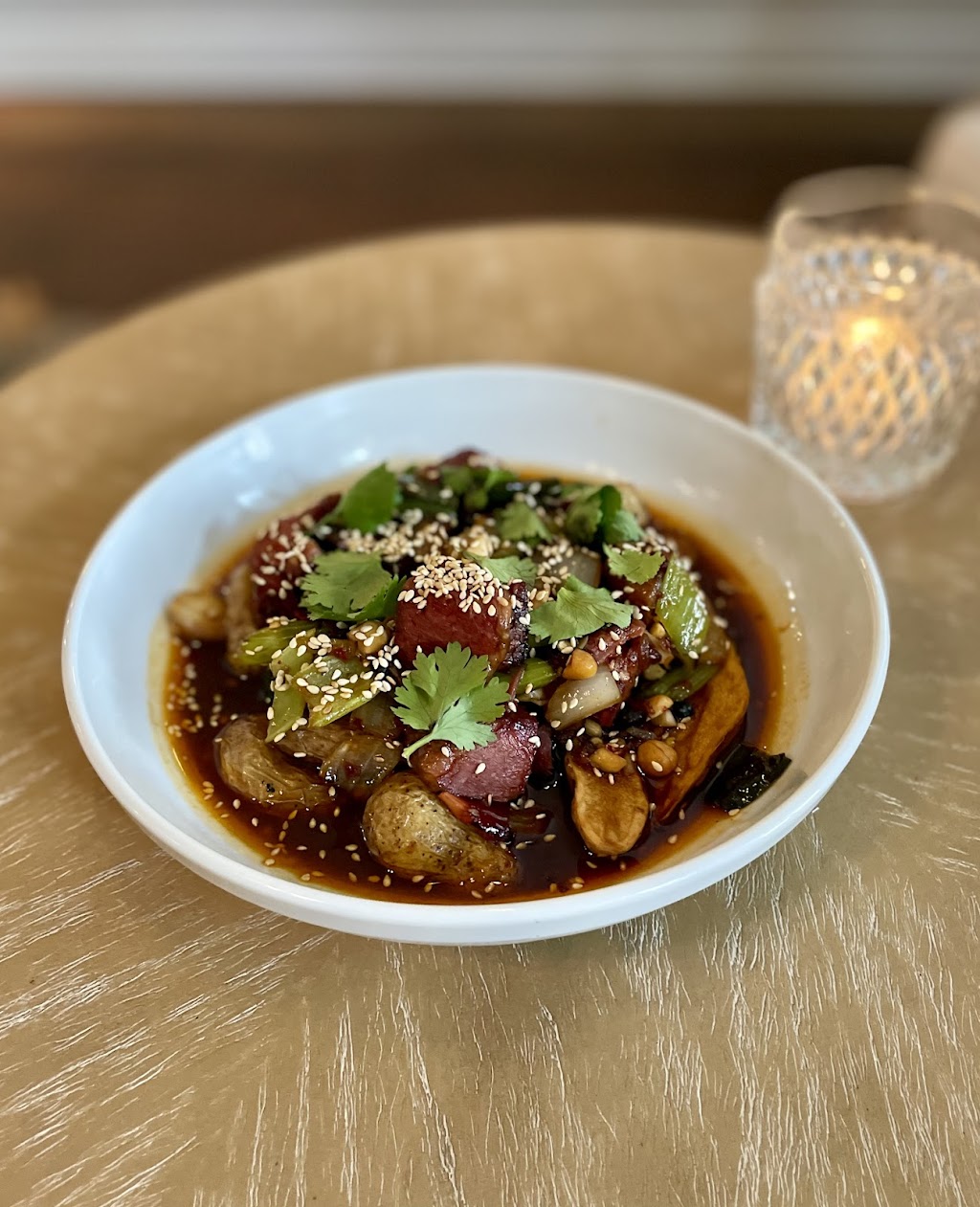 Mother of Pearl | restaurant | 8132 Hampson St, New Orleans, LA 70118, USA | 5042185342 OR +1 504-218-5342