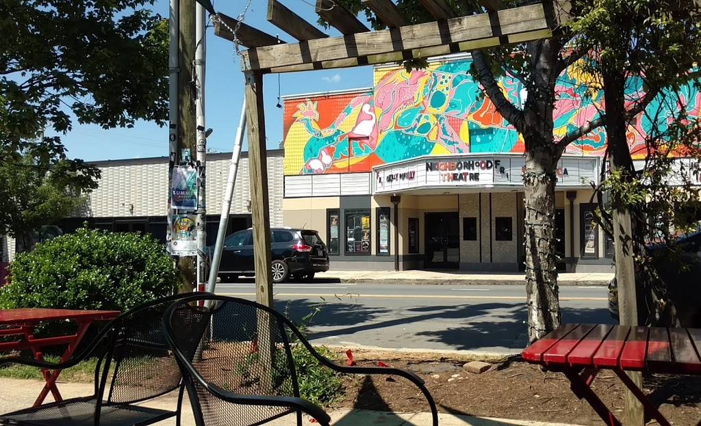 Smelly Cat Coffee House & Roastery | cafe | 514 E 36th St, Charlotte, NC 28205, USA | 7043749656 OR +1 704-374-9656