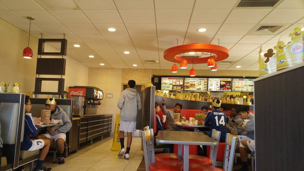 Burger King | restaurant | 5811 S Gessner Dr, Houston, TX 77036, USA | 7139770550 OR +1 713-977-0550