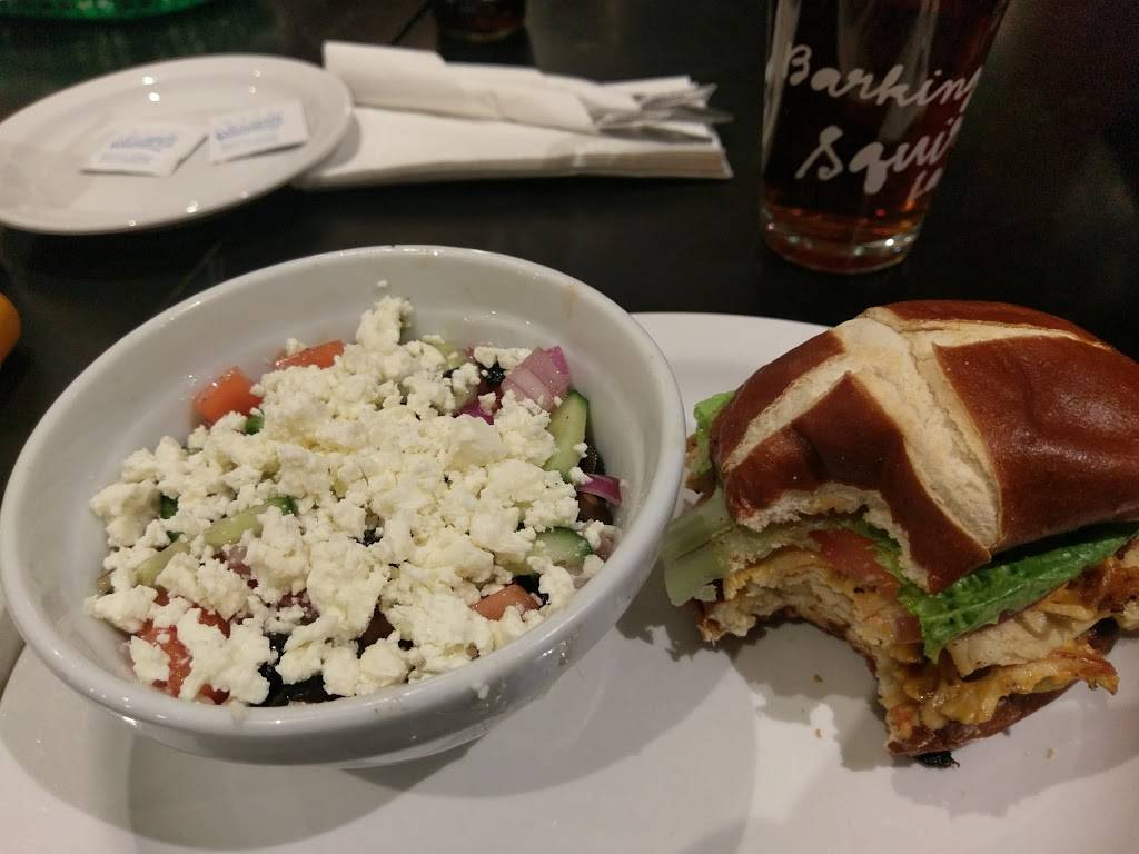 OLearys Bar and Grill | restaurant | 120 Parkview Dr, St. Marys, ON N4X 1A8, Canada | 5192841110 OR +1 519-284-1110