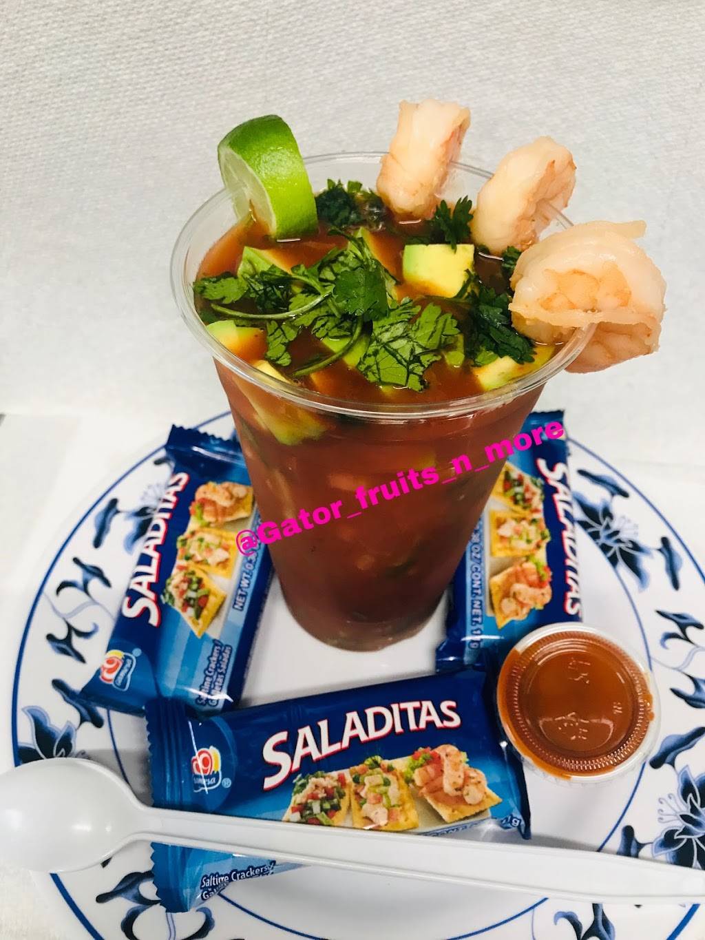 Gator Fruits N More | restaurant | 407 Willcox St, Anahuac, TX 77514, USA | 4092679716 OR +1 409-267-9716