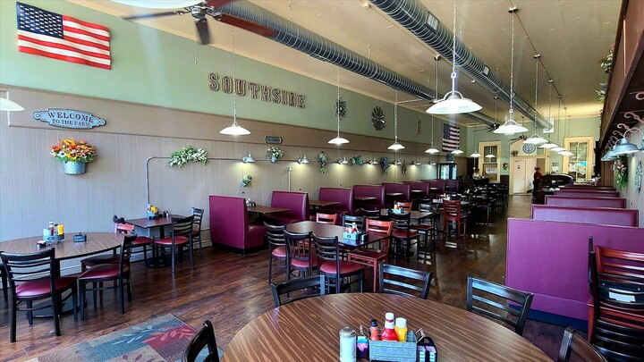 South Side Cafe | restaurant | 110 W Lafayette St, Rushville, IL 62681, USA | 2172162045 OR +1 217-216-2045