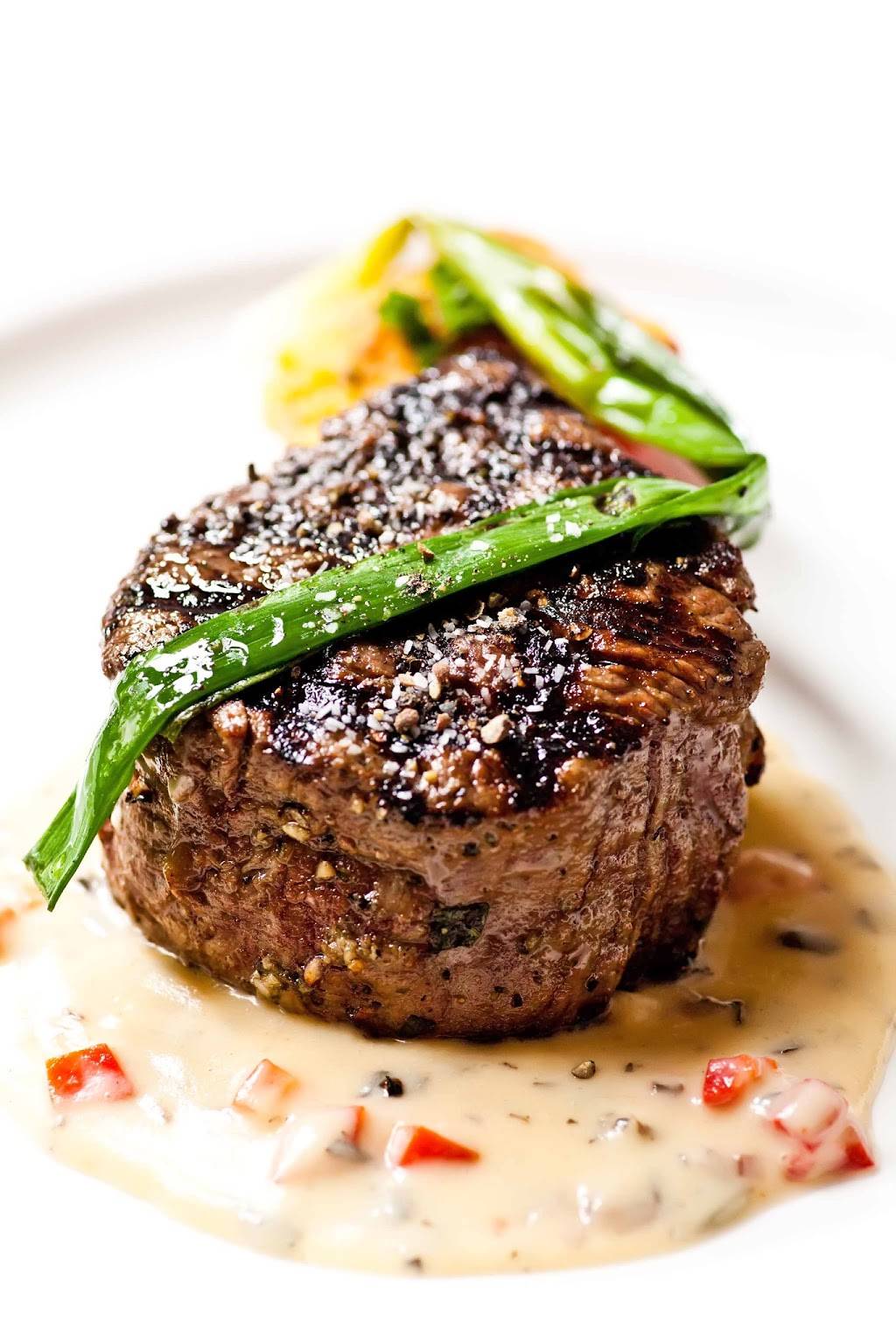 Peninsula Grill | restaurant | 112 N Market St, Charleston, SC 29401, USA | 8437230700 OR +1 843-723-0700