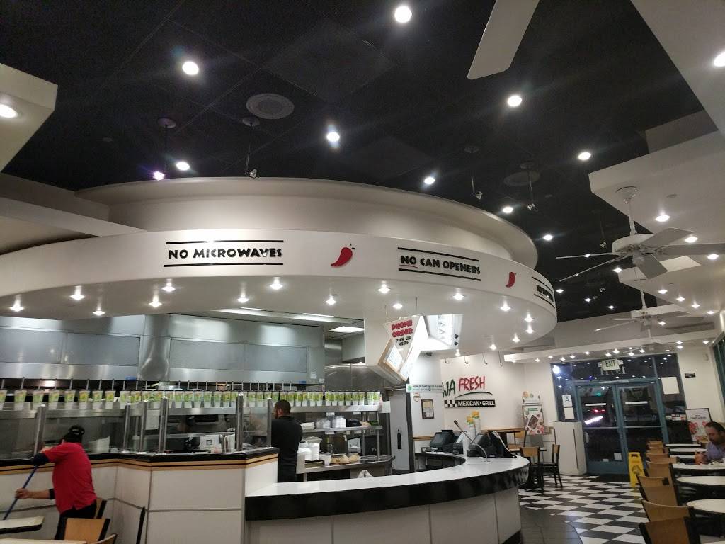 Baja Fresh Mexican Grill | restaurant | 19711 # C, Rinaldi St, Northridge, CA 91326, USA | 8188313100 OR +1 818-831-3100