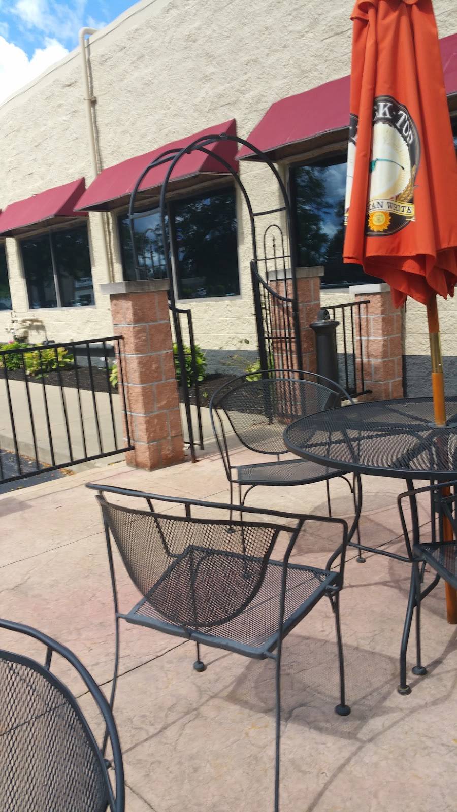 Sidelines Sports Eatery - Maumee | restaurant | 1430 Holland Rd, Maumee, OH 43537, USA | 4198975050 OR +1 419-897-5050