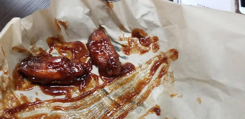 Boston Pizza | restaurant | 3300 S Mooney Blvd, Visalia, CA 93277, USA | 5596251235 OR +1 559-625-1235