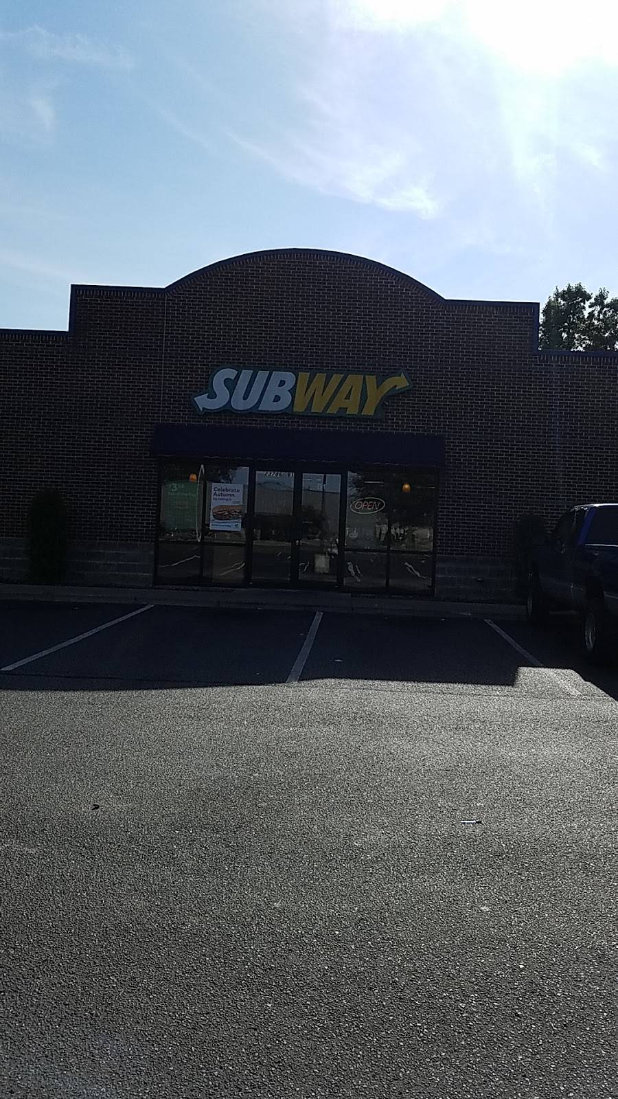 Subway | restaurant | 2525 Toledo Rd, Elkhart, IN 46516, USA | 5745223151 OR +1 574-522-3151