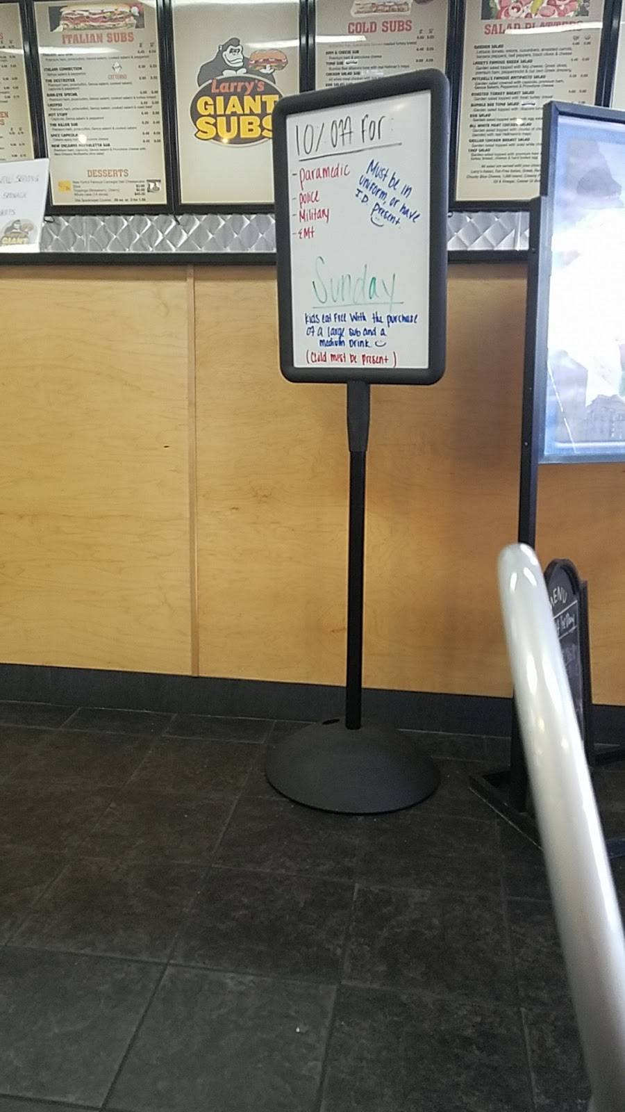 Larrys Giant Subs | restaurant | 10750 Atlantic Blvd # 14, Jacksonville, FL 32225, USA | 9046426980 OR +1 904-642-6980