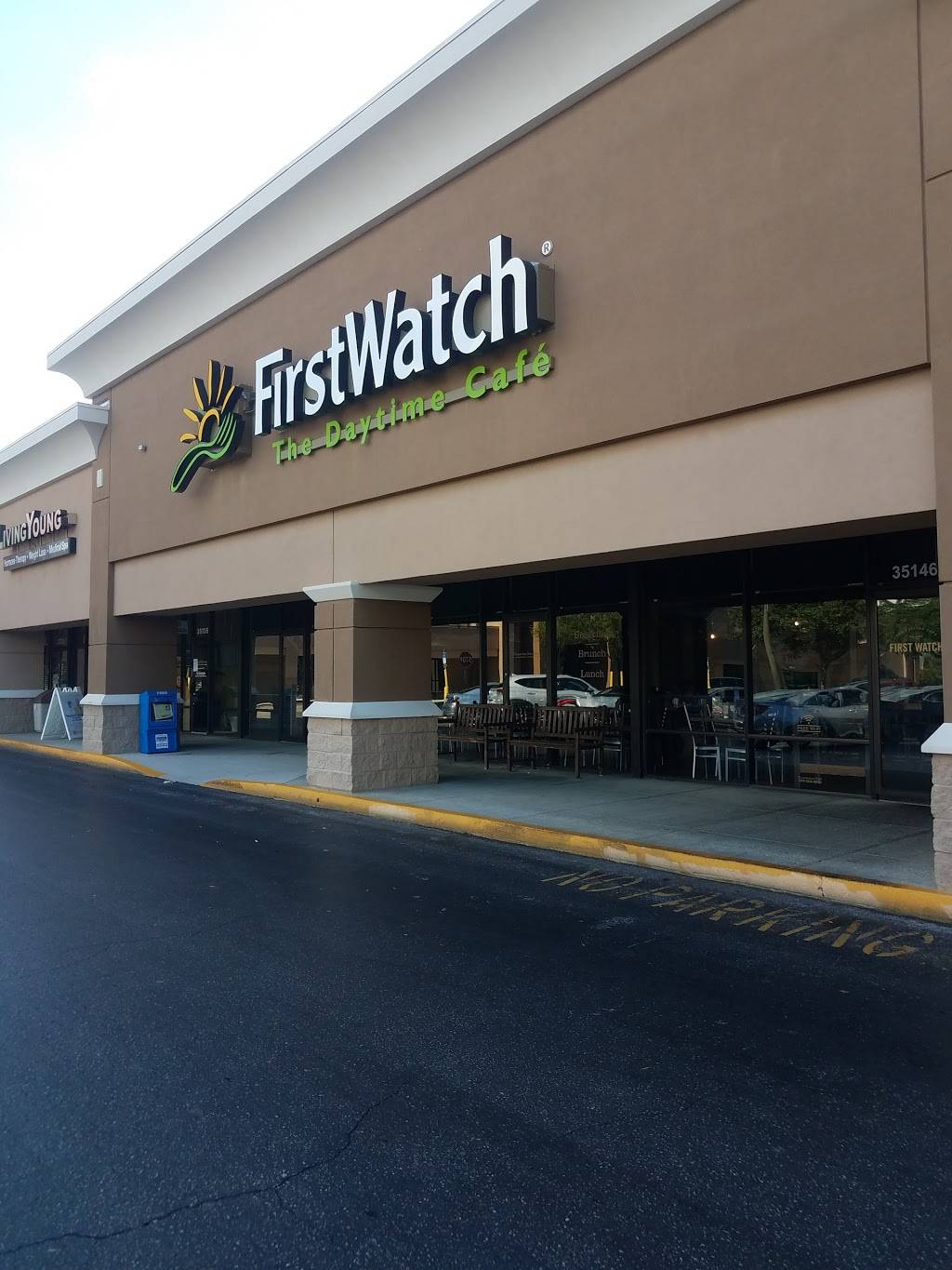 First Watch - Palm Harbor | restaurant | 35146 US Hwy 19 N, Palm Harbor, FL 34684, USA | 7277893447 OR +1 727-789-3447