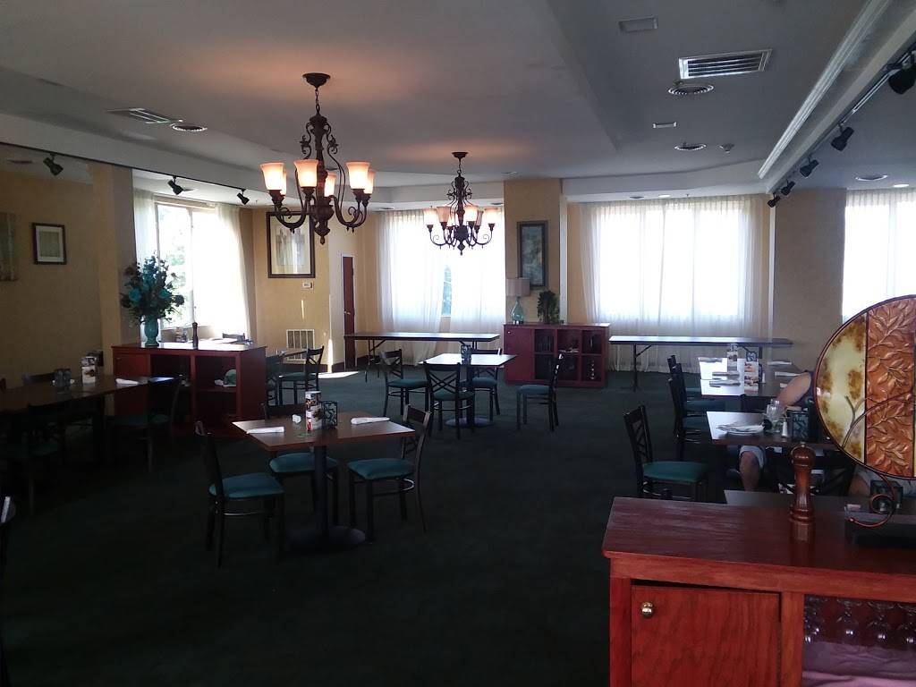 Park Avenue Grill. | restaurant | 18 11th St SW, Norton, VA 24273, USA | 2766796655 OR +1 276-679-6655