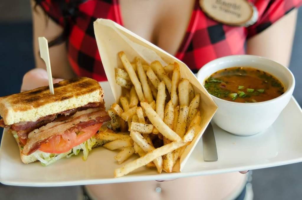 Twin Peaks Indianapolis | restaurant | 6880 E 82nd St, Indianapolis, IN 46250, USA | 3179130992 OR +1 317-913-0992