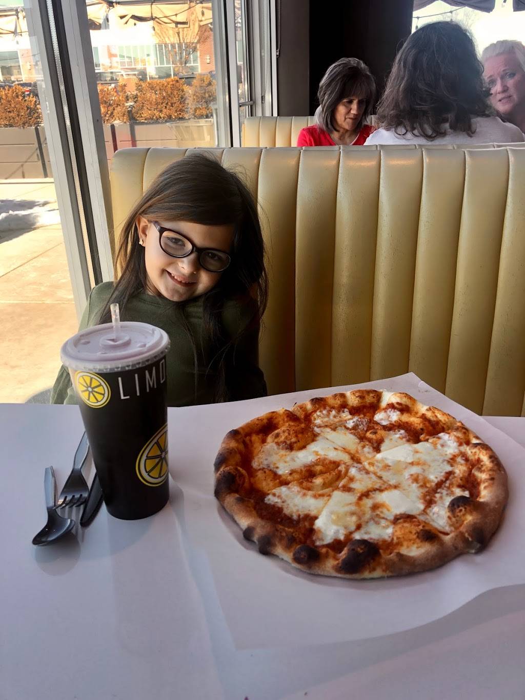 Pizzeria Limone | restaurant | 11464 S, Pkwy Plaza Dr Suite #100, South Jordan, UT 84095, USA | 8014954467 OR +1 801-495-4467