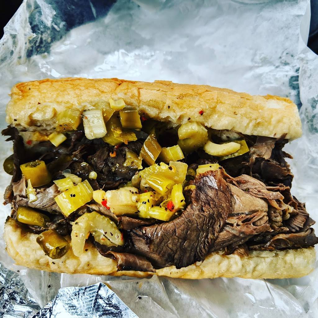 Mr. Beef On Orleans | restaurant | 666 N Orleans St, Chicago, IL 60654, USA | 3123378500 OR +1 312-337-8500