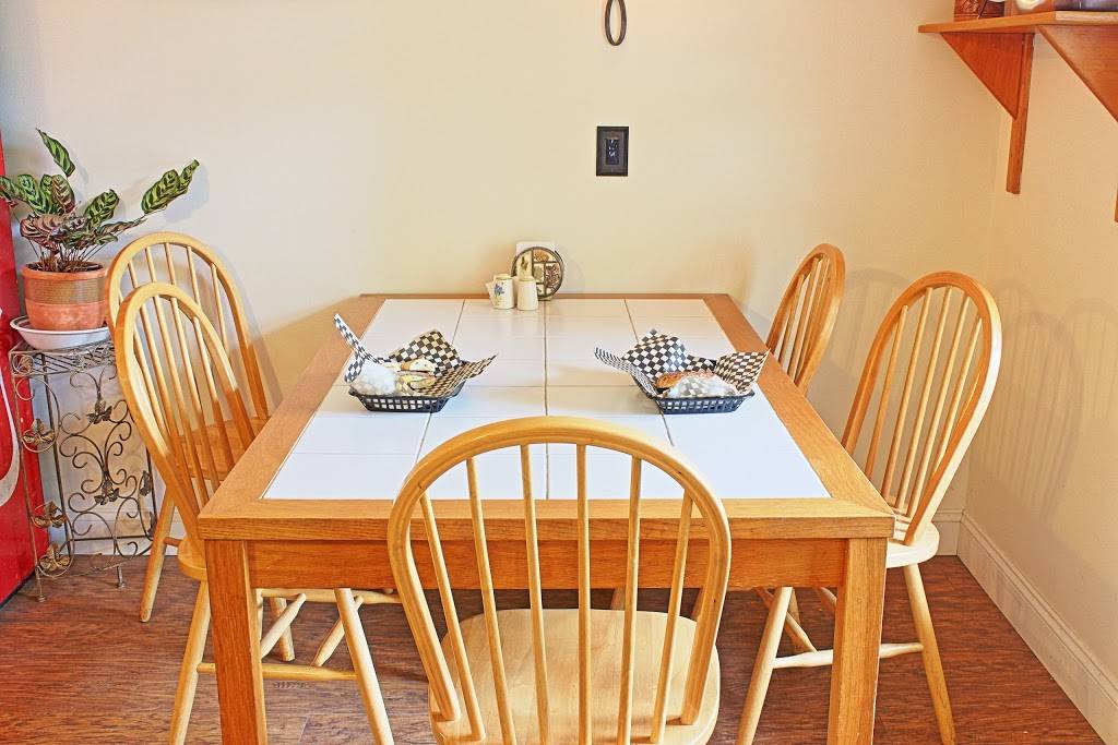 Winnipesaukee Bay Gulls | bakery | 118 Whittier New Hampshire 25, Moultonborough, NH 03254, USA | 6032533177 OR +1 603-253-3177