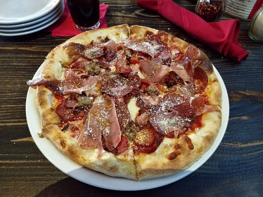 Pizza Rock | restaurant | 201 N 3rd St, Las Vegas, NV 89101, USA | 7023850838 OR +1 702-385-0838