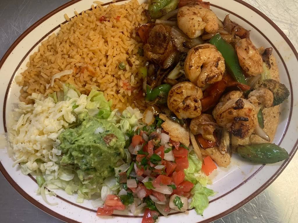Casa Maria’s mexican restaurant | restaurant | 214 E Main St, Chouteau, OK 74337, USA | 9184760775 OR +1 918-476-0775
