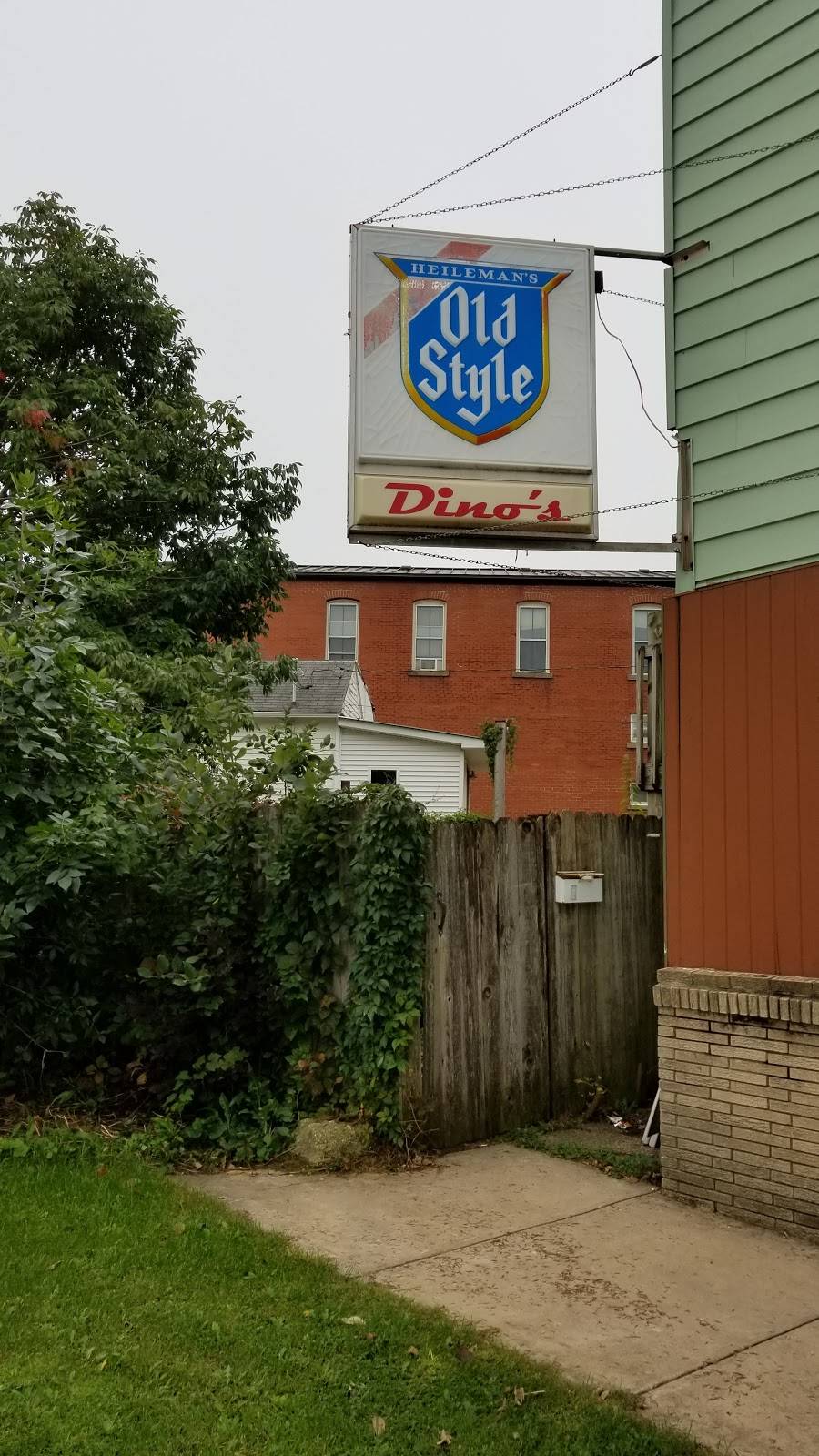 Dinos | restaurant | 110 Diagonal St, Dodgeville, WI 53533, USA | 6089359380 OR +1 608-935-9380