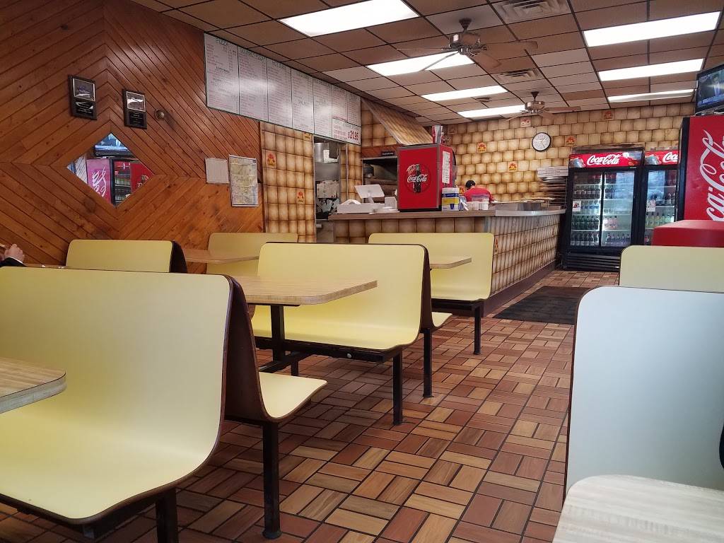 Colonia Pizza | restaurant | 325 Inman Ave, Colonia, NJ 07067, USA | 7323815150 OR +1 732-381-5150